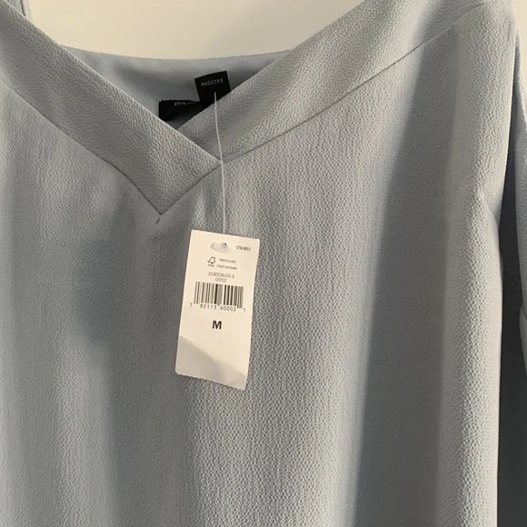 New Banana republic blouse - Picture 3 of 4